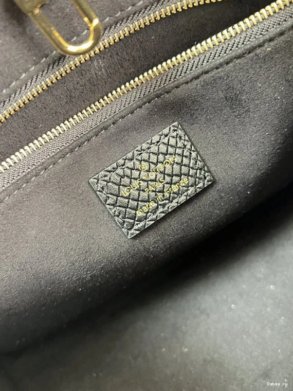 VUITTON PM ONTHEGO LOUIS 0814